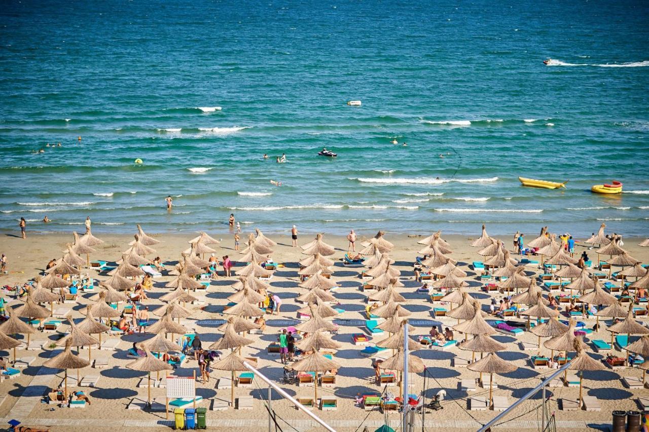 La Vida Loca Apartment Summerland Mamaia Ngoại thất bức ảnh