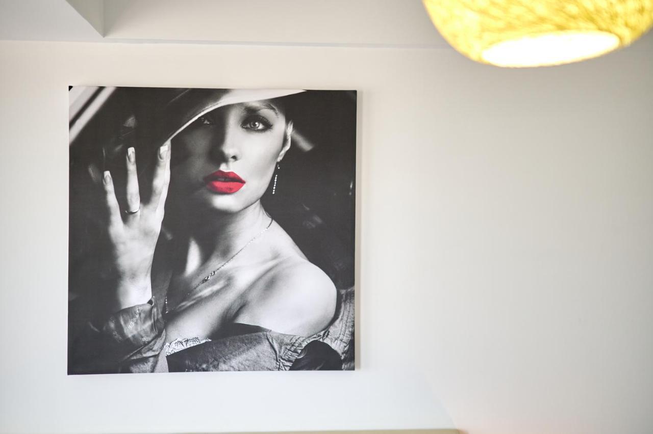 La Vida Loca Apartment Summerland Mamaia Ngoại thất bức ảnh
