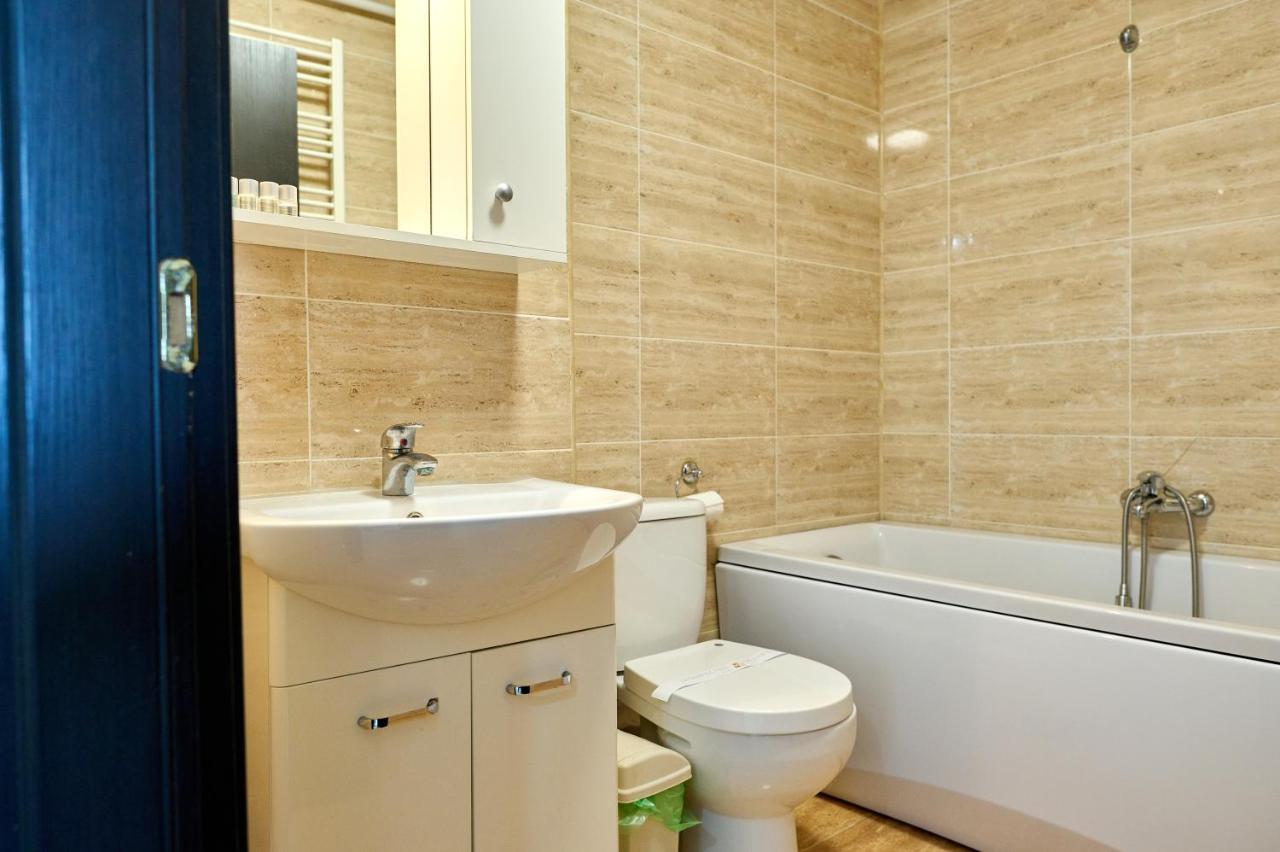 La Vida Loca Apartment Summerland Mamaia Ngoại thất bức ảnh