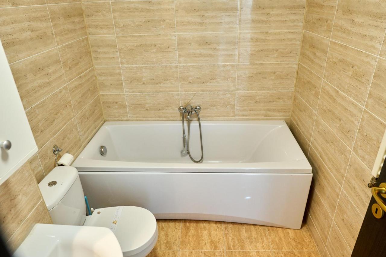 La Vida Loca Apartment Summerland Mamaia Ngoại thất bức ảnh