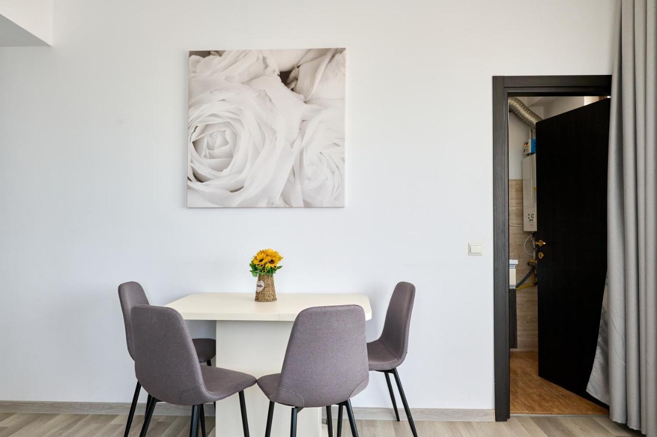 La Vida Loca Apartment Summerland Mamaia Ngoại thất bức ảnh