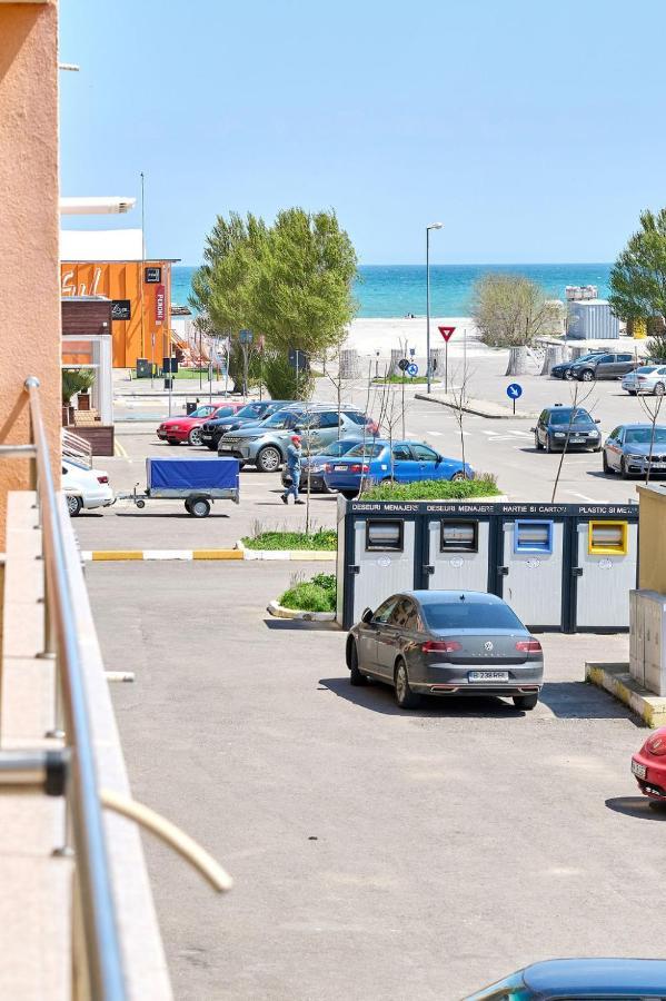 La Vida Loca Apartment Summerland Mamaia Ngoại thất bức ảnh